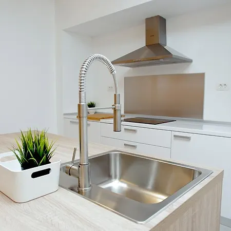 Apartament Besker